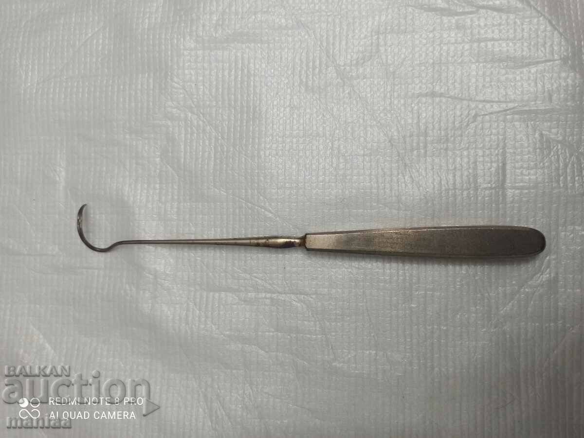 Auction Old surgical instrument Auction Old surgical instrument