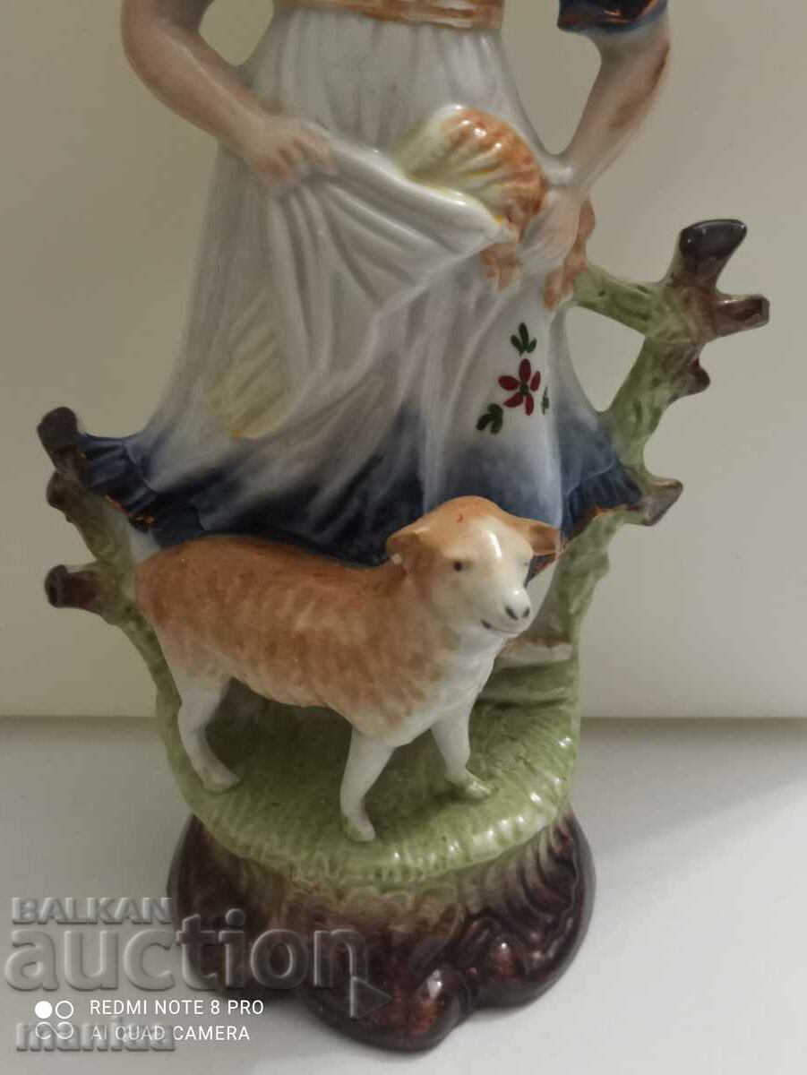 Δημοπρασία Όμορφη εικόνα από πορσελάνη Δημοπρασία Όμορφη εικόνα από πορσελάνη