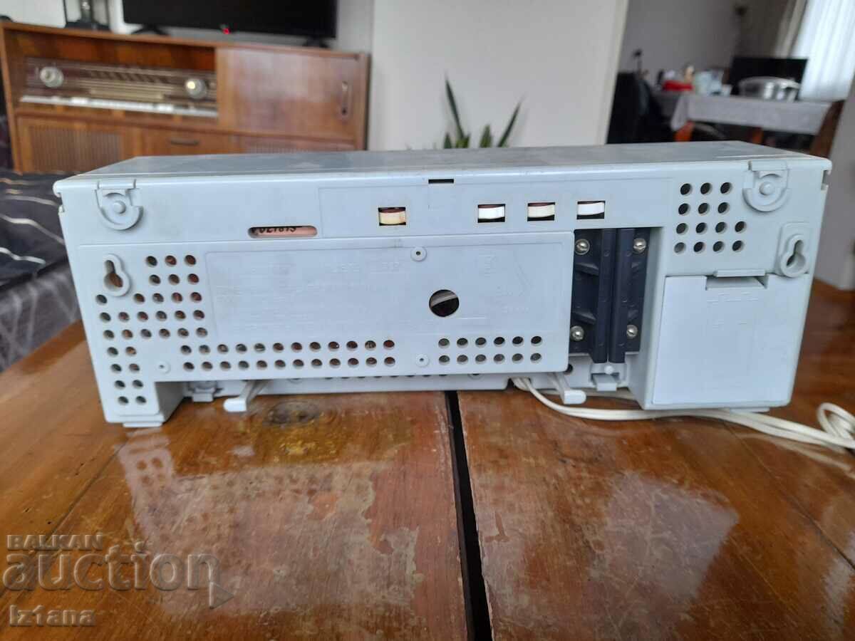 Доставка на Старо радио,радиоприемник,радиоточка Невотон Доставка на Старо радио,радиоприемник,радиоточка Невотон