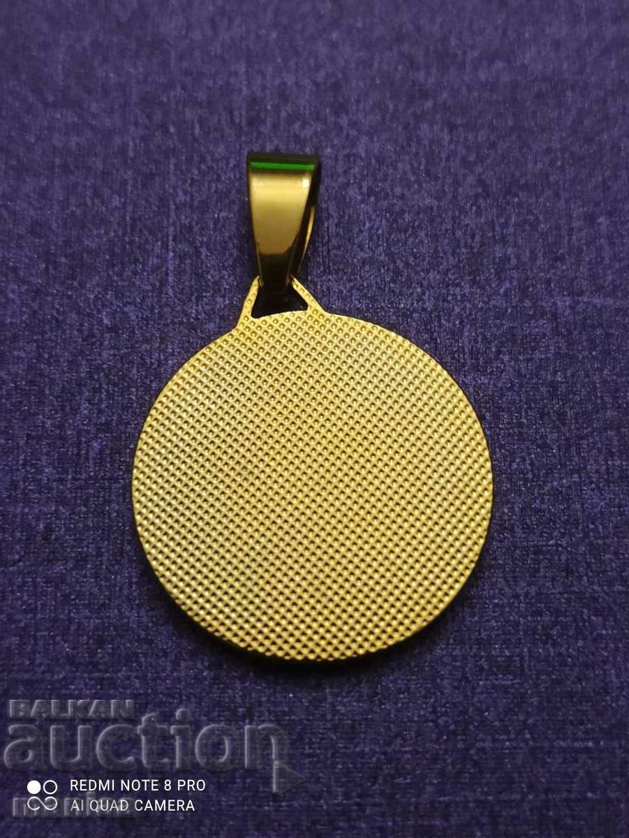 Красива позлатена висулка с цена 35.00 лв. | € 17.90 Красива позлатена висулка с цена 35.00 лв. | € 17.90