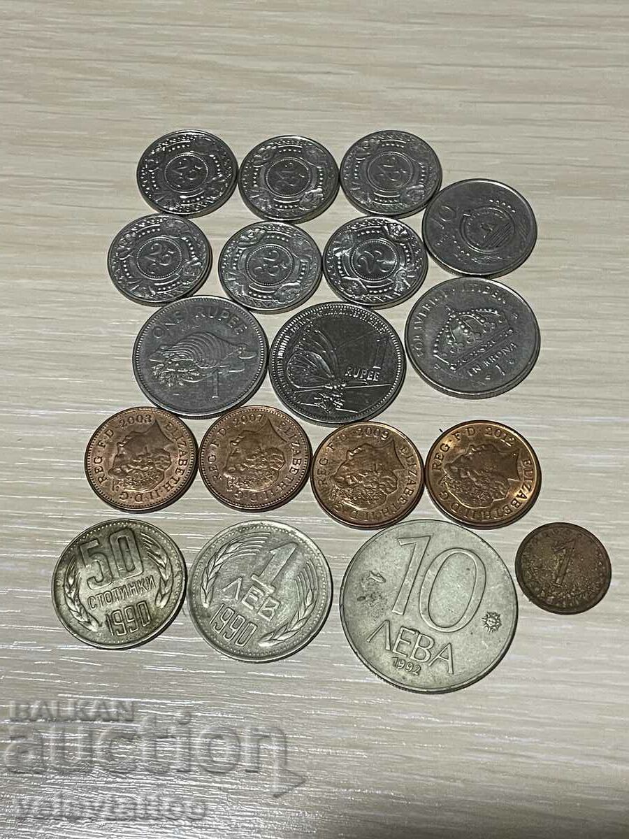 Лот 18 Монети