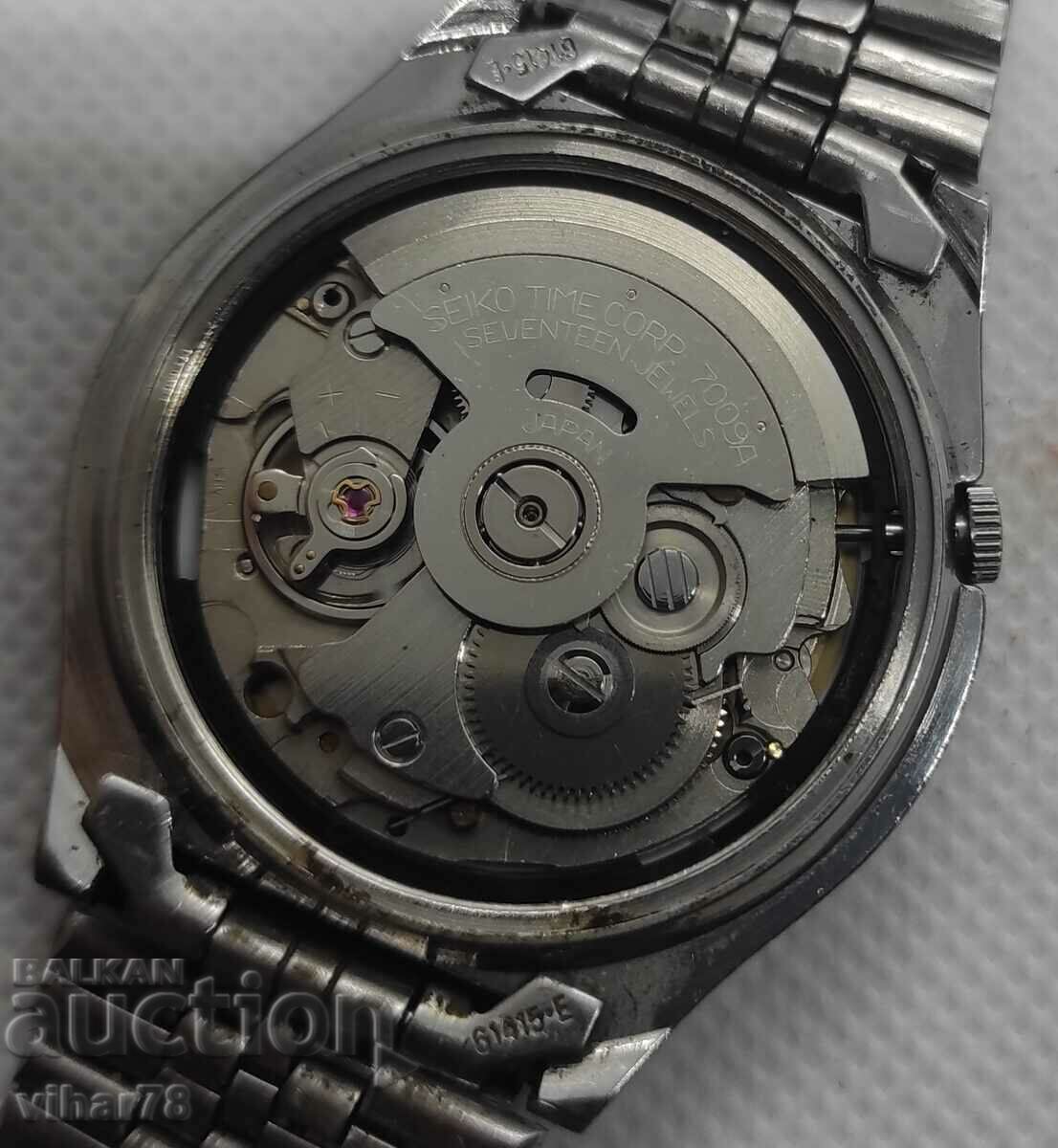 SEIKO MEN'S WATCH - 6