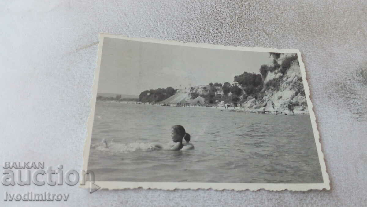 Φωτογραφία Κοριτσάκι στη θάλασσα