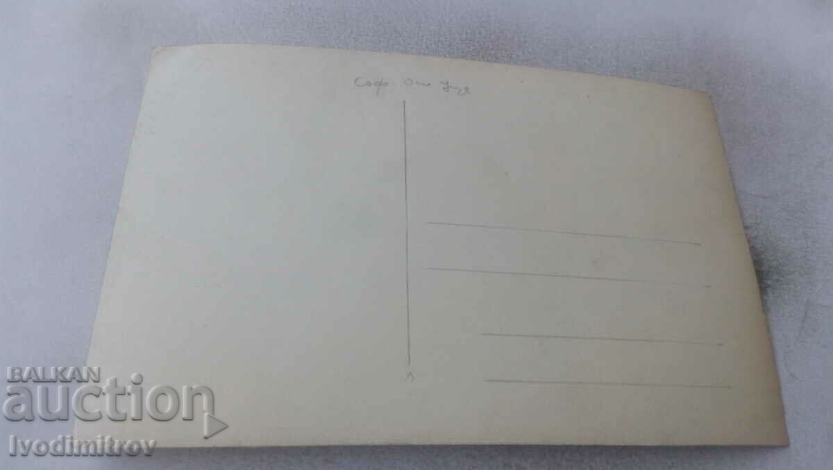 Photo Boys and girls on the beach with price 3.45 BGN | € 1.76 Photo Boys and girls on the beach with price 3.45 BGN | € 1.76