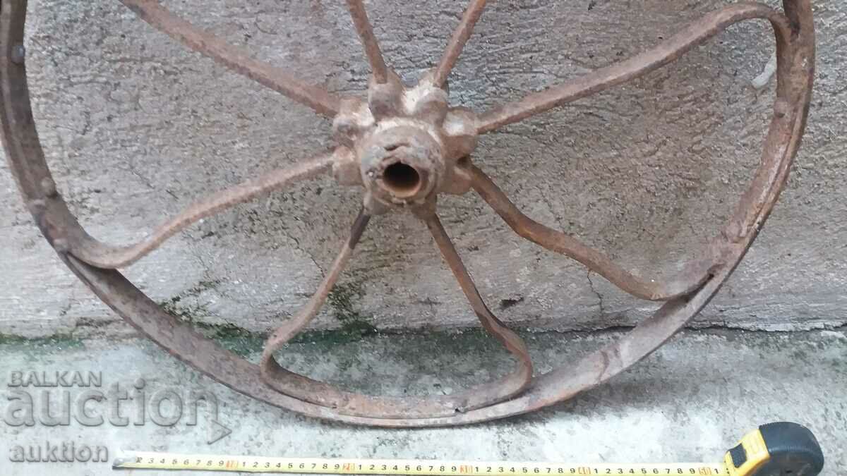 Auction  WROUGHT RENAISSANCE RIVETED PHATON WHEEL, BICYCLE, WAGON