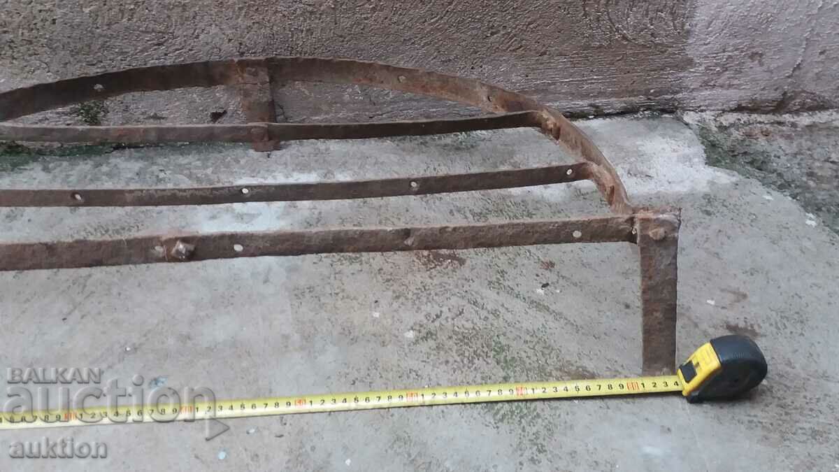 Auction SOLID WROUGHT PIROSTIA, SAGER, FIREPLACE INTERESTING Auction SOLID WROUGHT PIROSTIA, SAGER, FIREPLACE INTERESTING