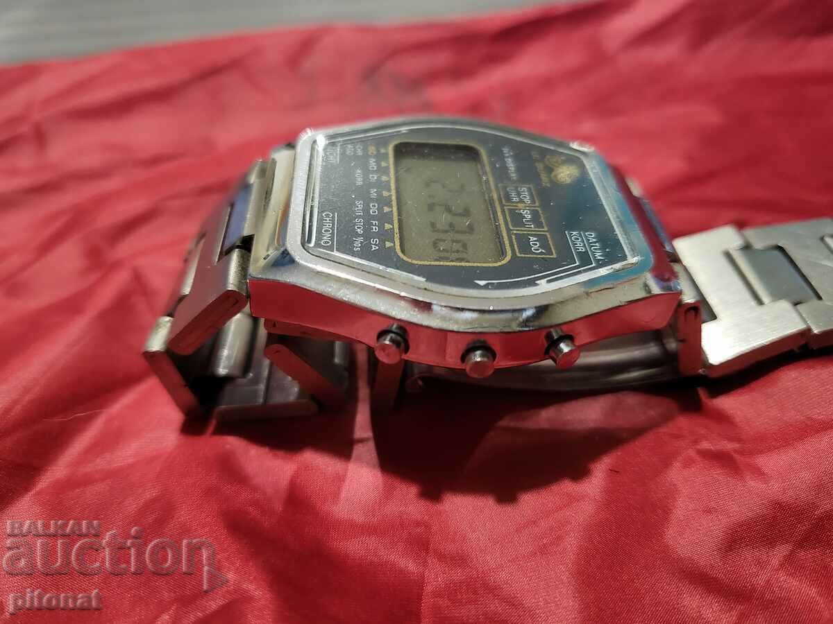 MEISTER ANKER LC QUARZ collectible electronic watch with price 85.00 BGN | € 43.46 MEISTER ANKER LC QUARZ collectible electronic watch with price 85.00 BGN | € 43.46