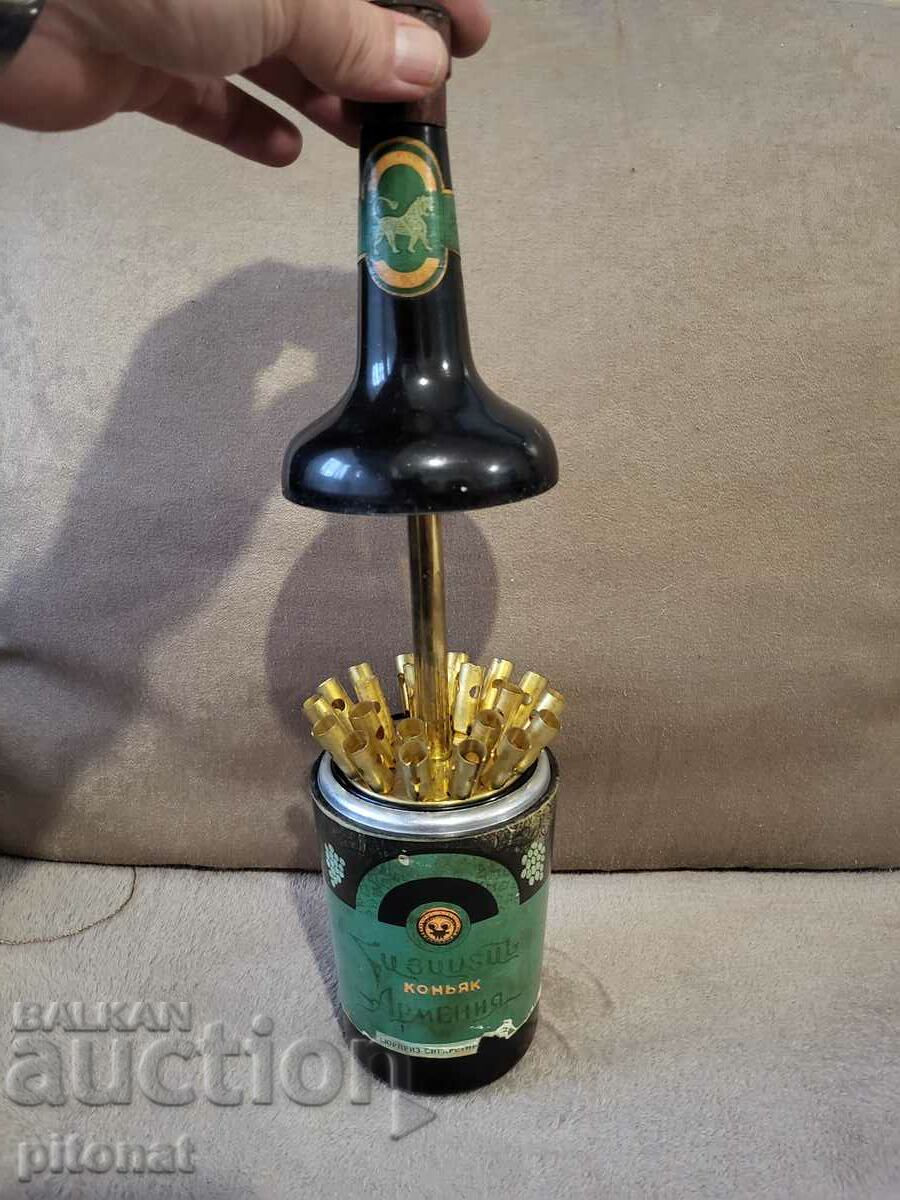 Suport pentru țigări pentru sticle din URSS Sotsa cu preț 45.00 BGN | € 23.01