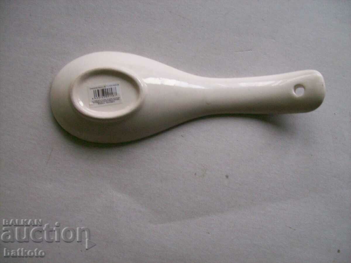 A beautiful porcelain souvenir from Mallorca with price 5.50 BGN | € 2.81 A beautiful porcelain souvenir from Mallorca with price 5.50 BGN | € 2.81