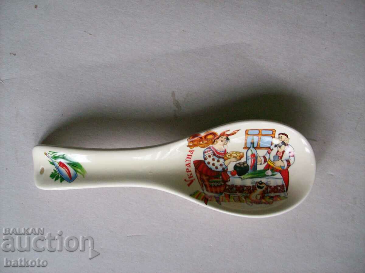 A beautiful porcelain souvenir from Ukraine