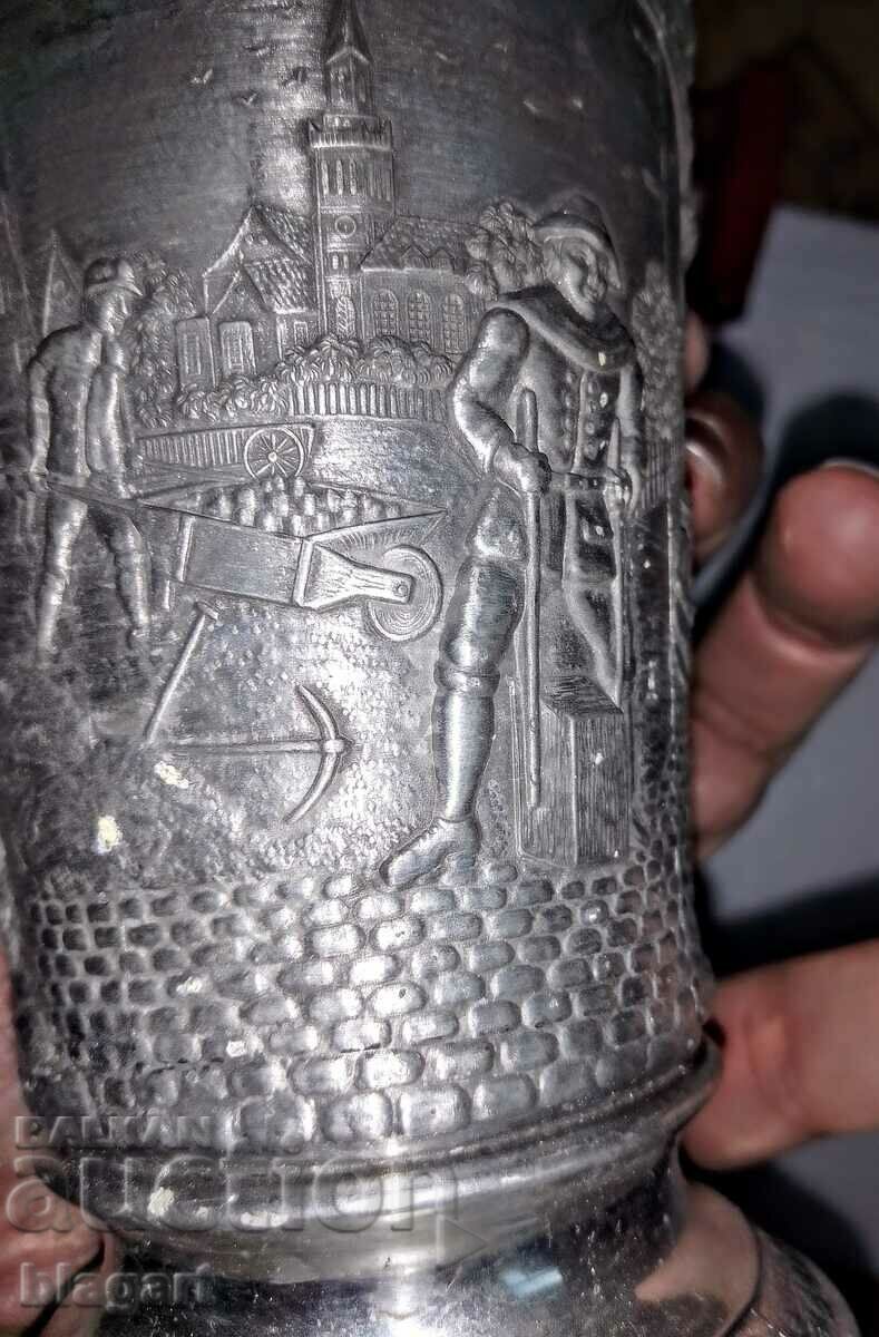 Δημοπρασία Κούπα με το οικόσημο των λιθοξόων - Γερμανία