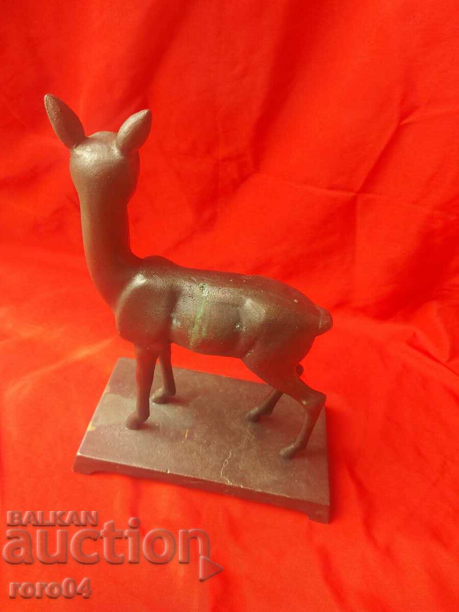 MASSIVE OLD BRONZE SCULPTURE - 5 MASSIVE OLD BRONZE SCULPTURE - 5