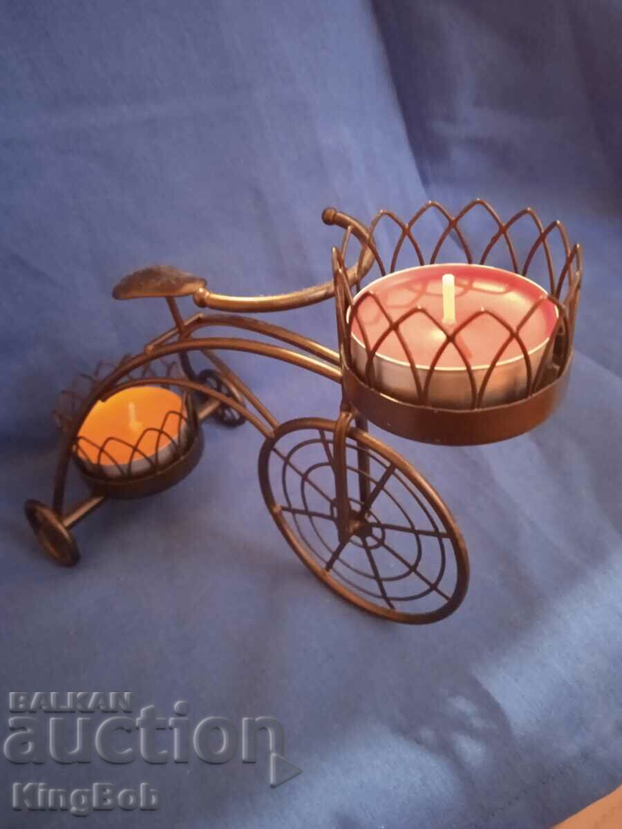 Licitație SFEMINAR FRUMOS METAL "ROATA RETRO"