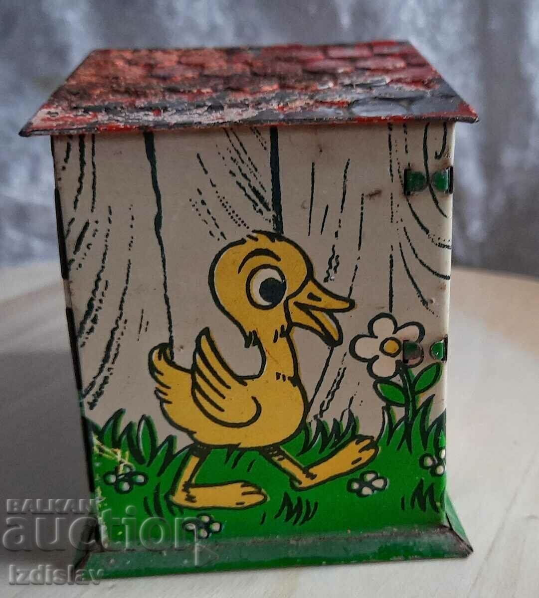 Old metal toy Dog piggy bank. A classic. - 5 Old metal toy Dog piggy bank. A classic. - 5