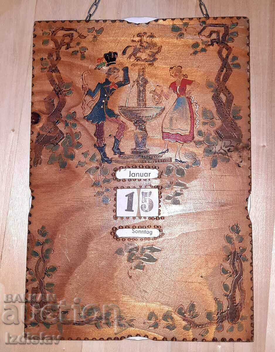 Calendar vintage din lemn