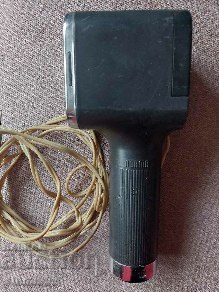 Old Russian camera flash with price 5.00 BGN | € 2.56 Old Russian camera flash with price 5.00 BGN | € 2.56