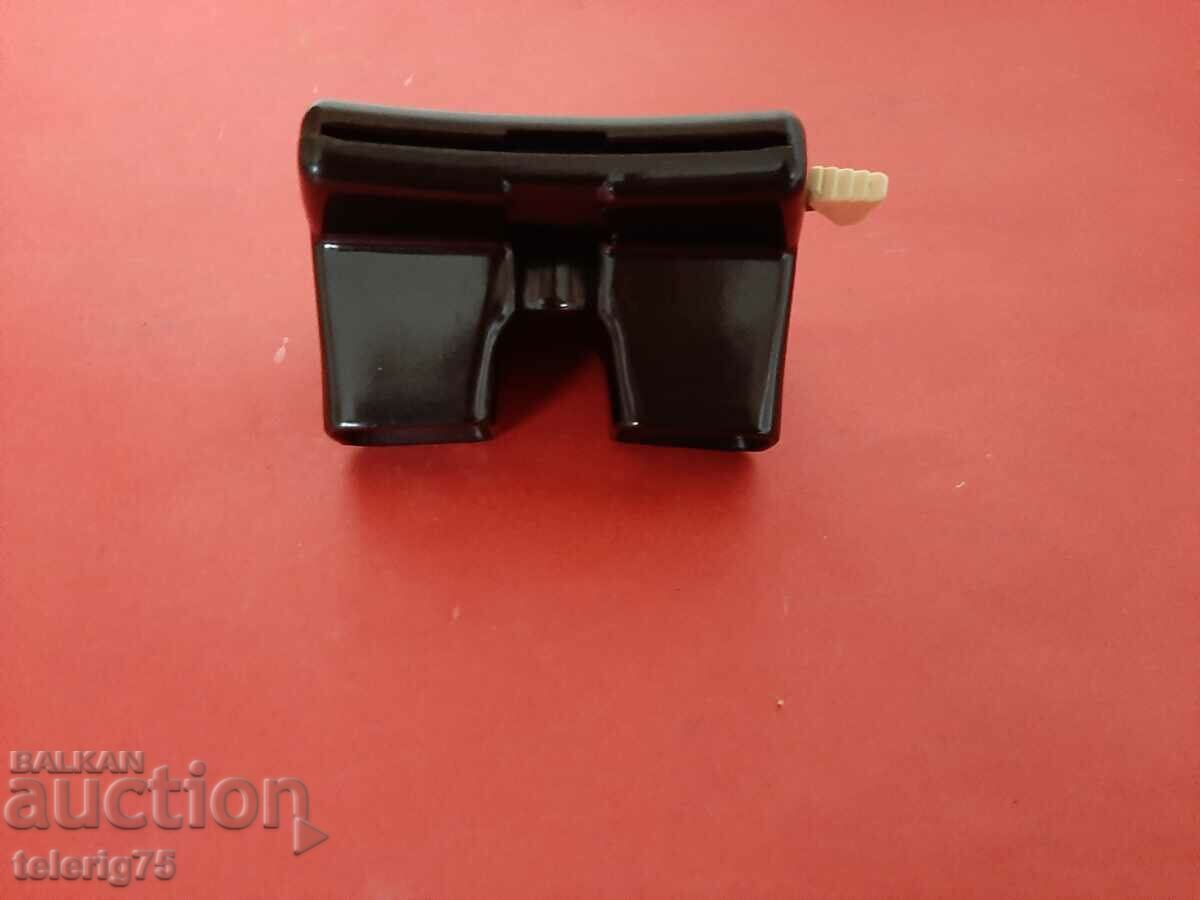 Аукцион Чешки Бакелитов Meoskop/Стереоскоп 'MEOPTA'-1960-те Аукцион Чешки Бакелитов Meoskop/Стереоскоп 'MEOPTA'-1960-те