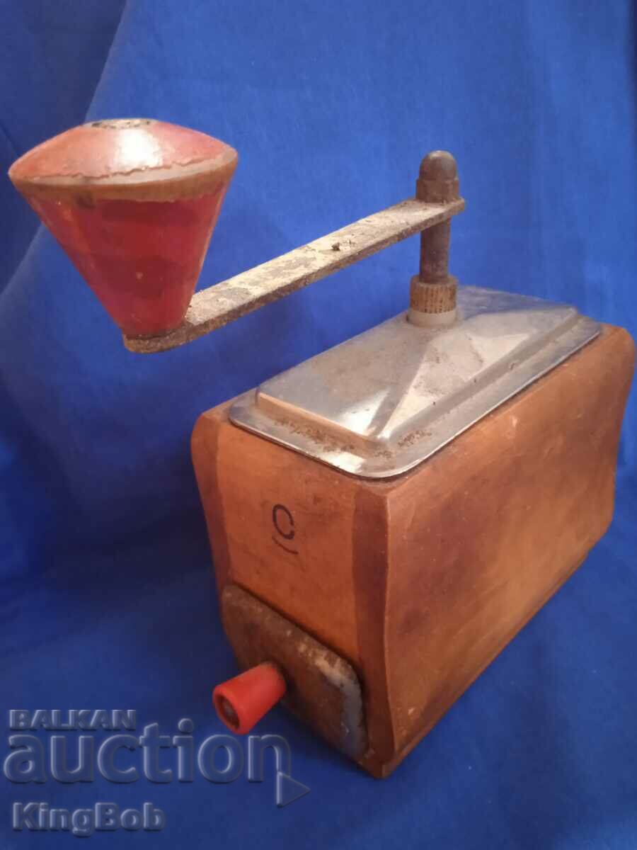 OLD GRINDER FOR COFFEE AND SPICES