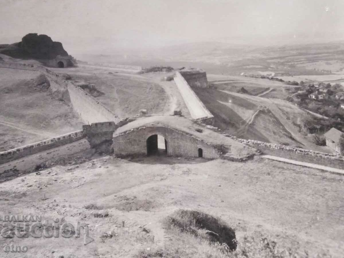 P. Kartichka.-BELOGRADCHIK-KALETO, photo with price 15.00 BGN | € 7.67 P. Kartichka.-BELOGRADCHIK-KALETO, photo with price 15.00 BGN | € 7.67