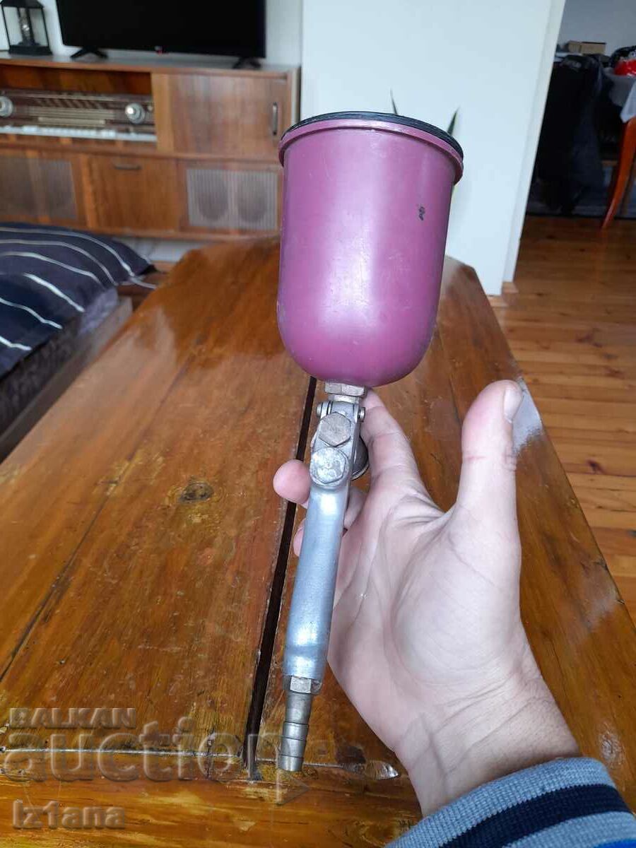 Auction Old compressor spray gun for painting Auction Old compressor spray gun for painting