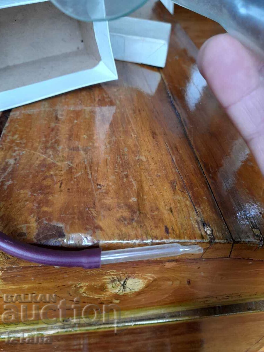 Old pipette - 6 Old pipette - 6