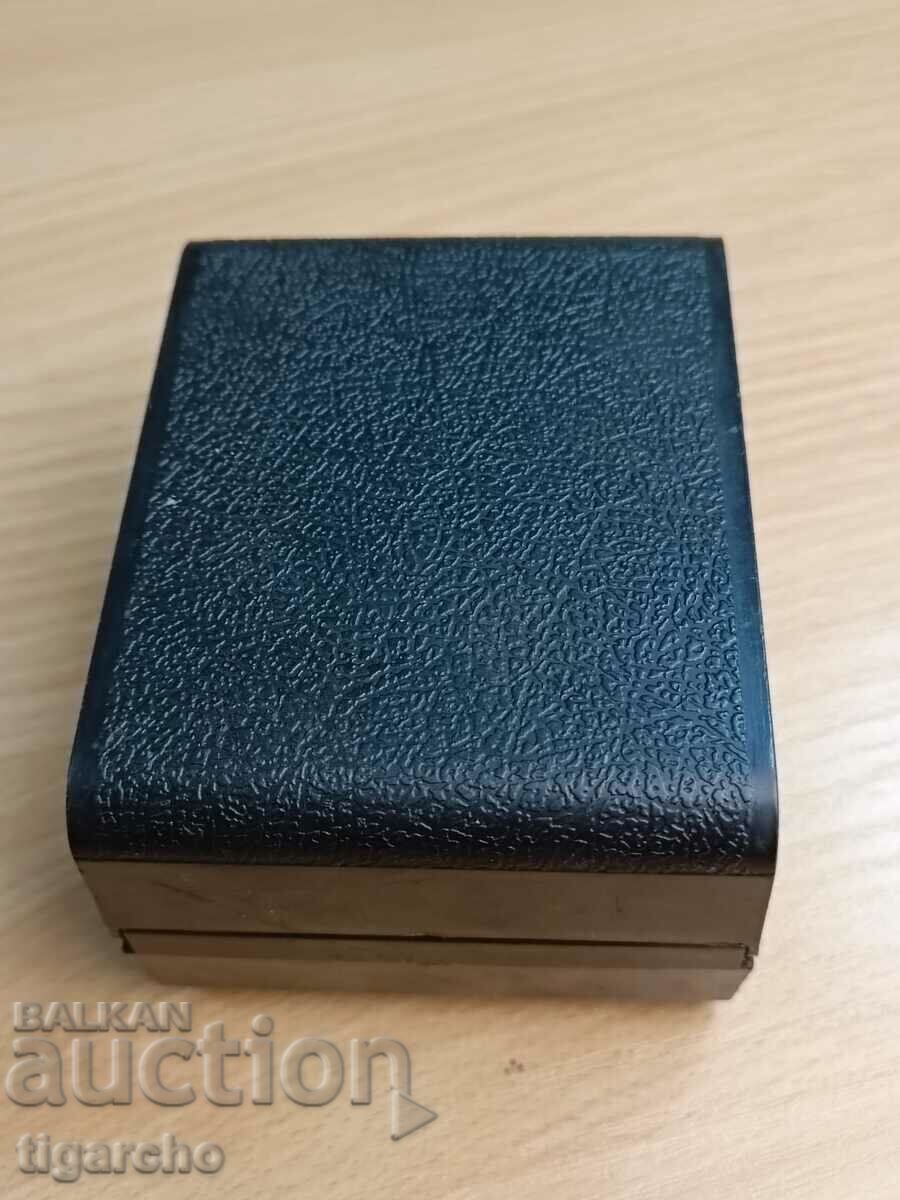 Box of Russian clock with price 45.00 BGN | € 23.01 Box of Russian clock with price 45.00 BGN | € 23.01