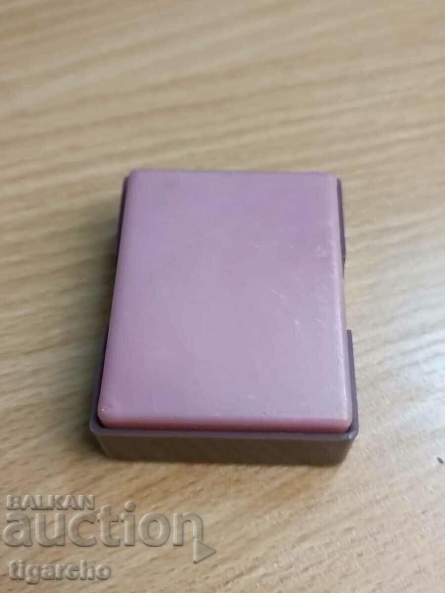 Pobeda watch box with price 20.00 BGN | € 10.23 Pobeda watch box with price 20.00 BGN | € 10.23