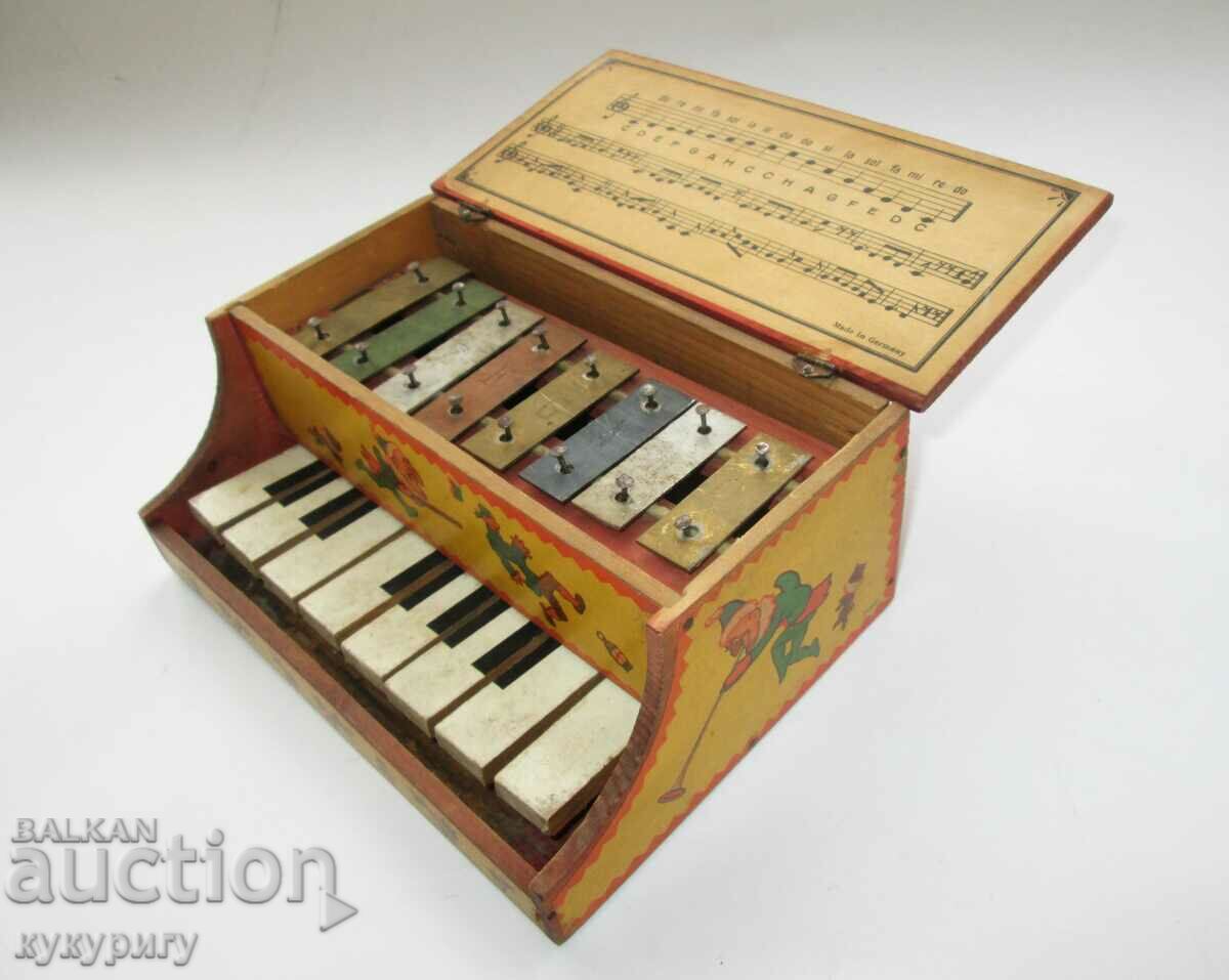 Old German children's toy piano Germany 1942 - 7 Old German children's toy piano Germany 1942 - 7