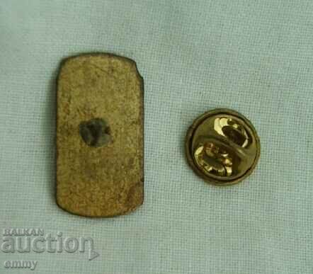 Promotional badge - 7-up soft drink with price 3.00 BGN | € 1.53 Promotional badge - 7-up soft drink with price 3.00 BGN | € 1.53