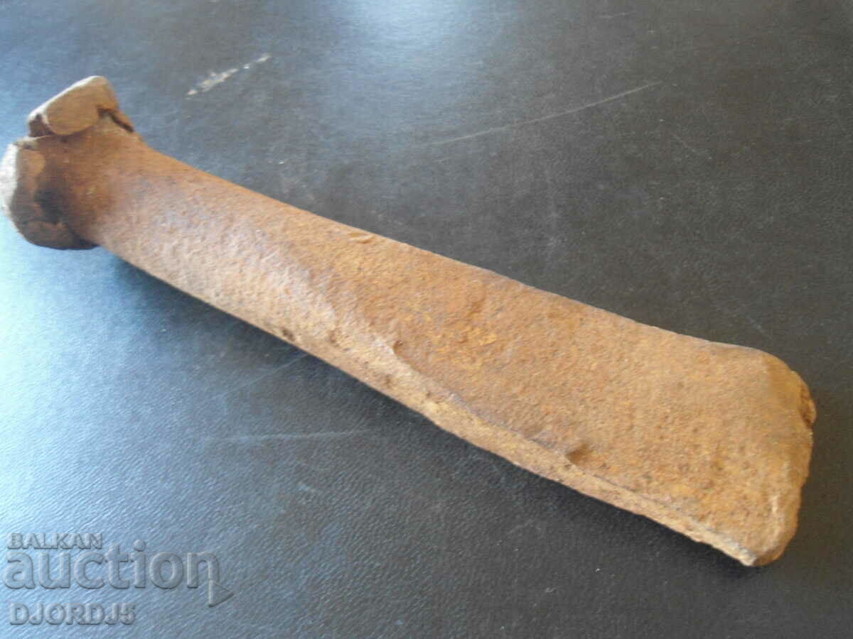 Old wedge, 0.950 kg. with price 3.00 BGN | € 1.53