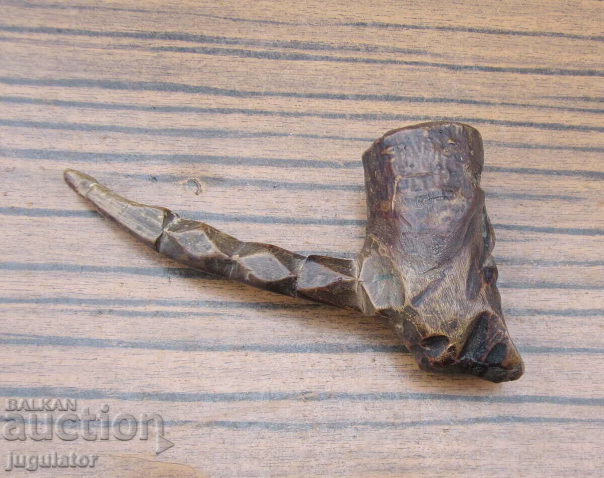antique Bulgarian Revival shepherd's pipe carved chibuk