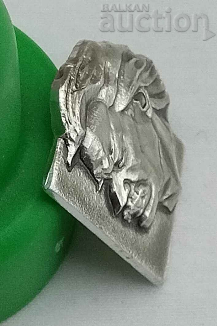 MAXIM GORKY LITERATURE RUSSIA USSR BADGE with price 3.00 BGN | € 1.53 MAXIM GORKY LITERATURE RUSSIA USSR BADGE with price 3.00 BGN | € 1.53