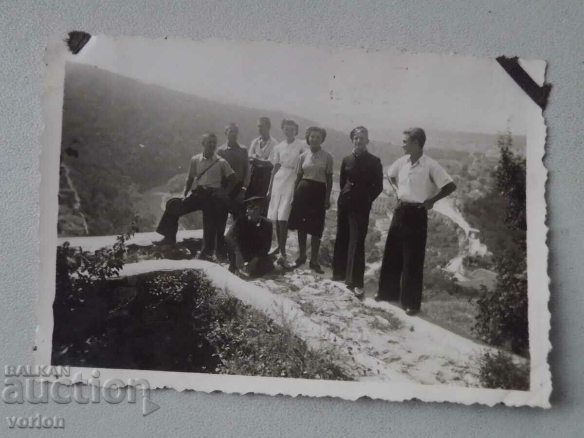 Foto: Veliko Tarnovo. Studenții din Tsarevets - anii 40 ai secolului XX.