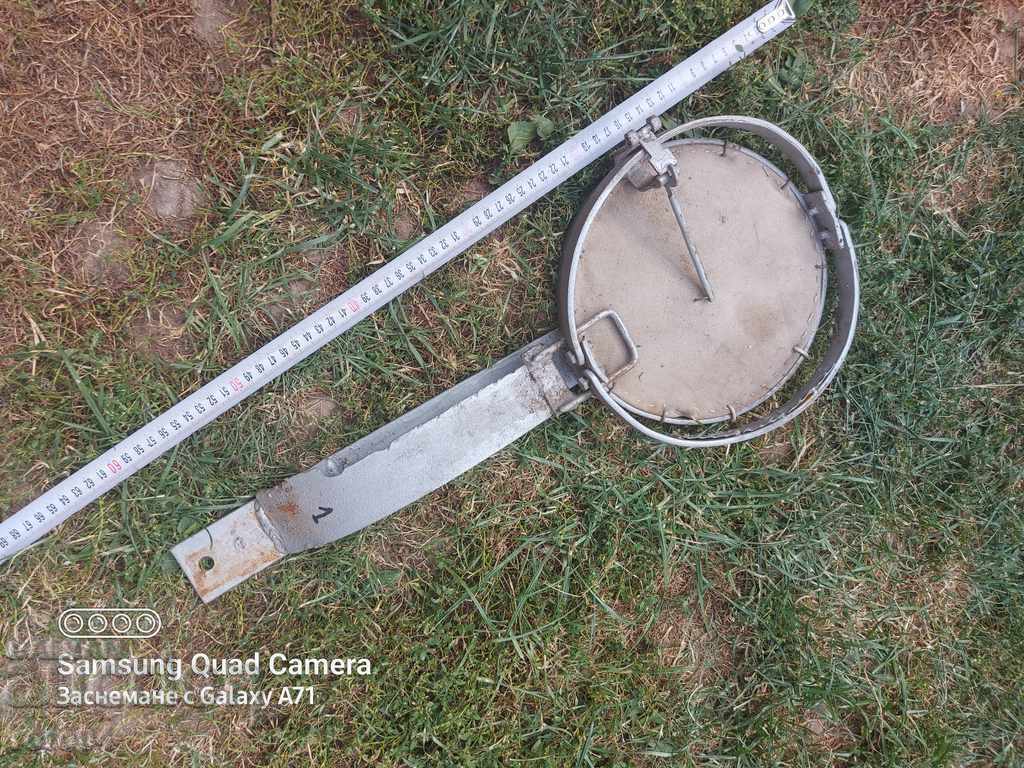 Auction  TRAP - DANGEROUS AND ACTIVE - 1