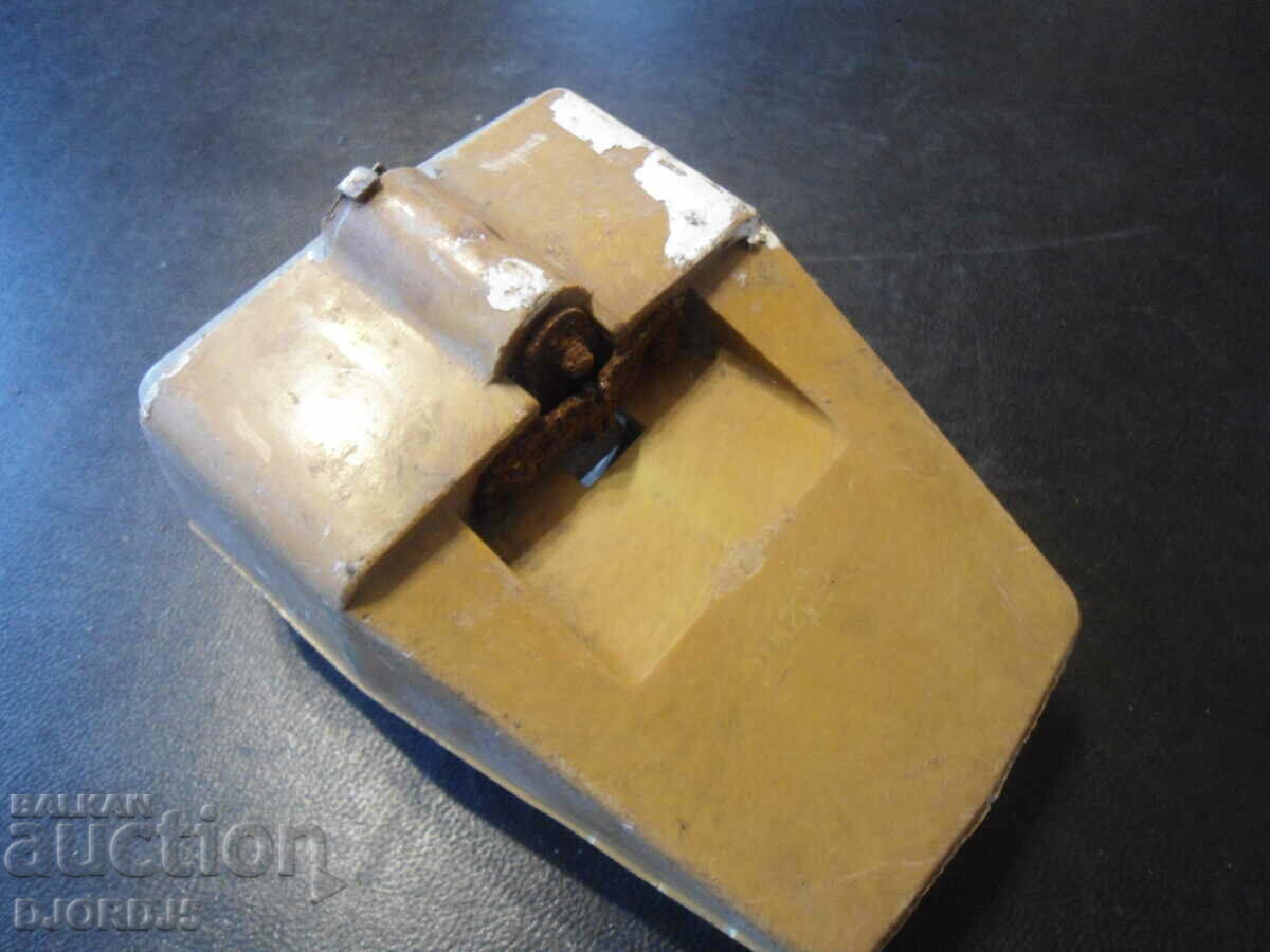 Licitație Vechi far rusesc Licitație Vechi far rusesc