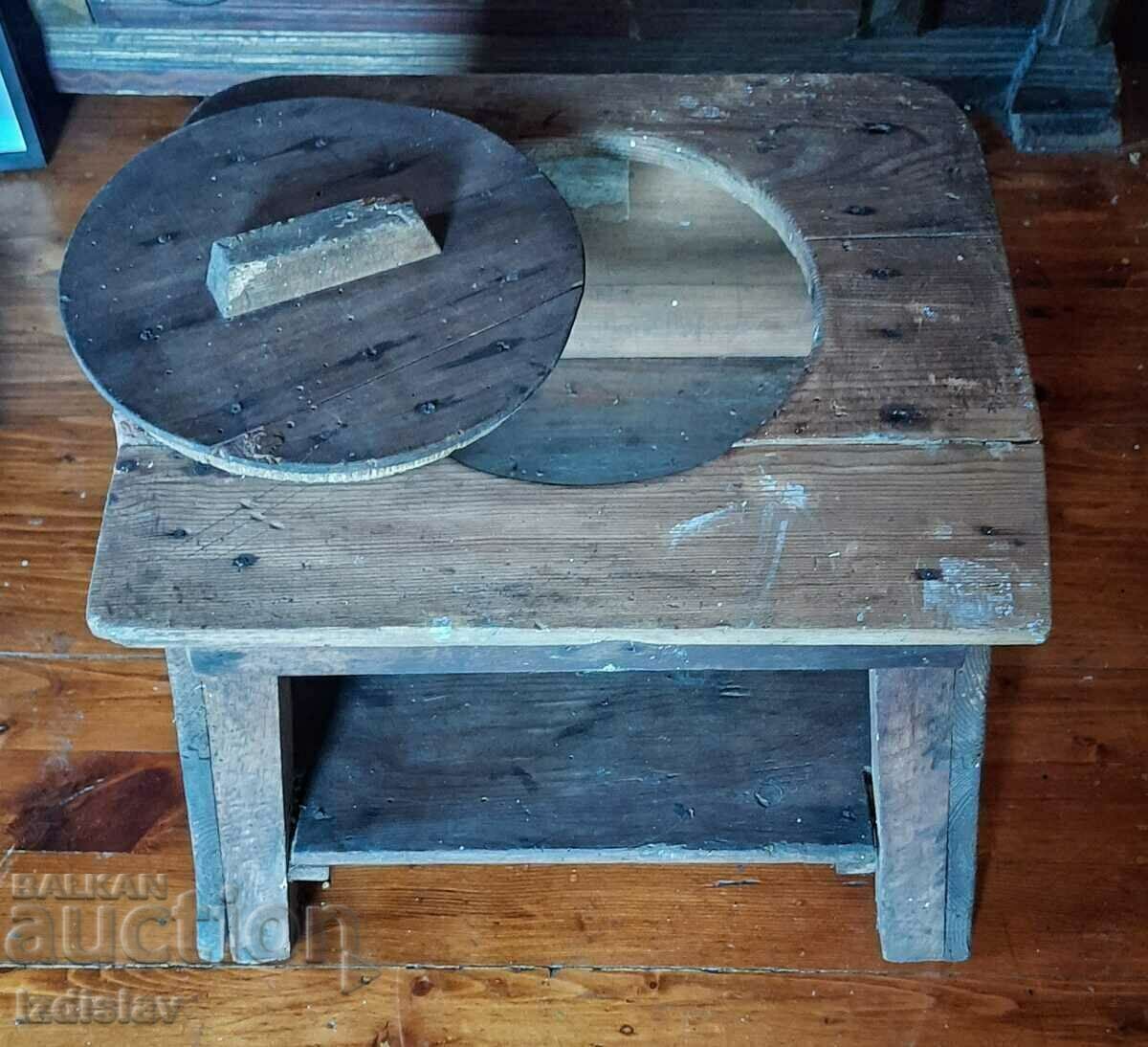 Authentic wooden toilet 19th century with price 60.00 BGN | € 30.68 Authentic wooden toilet 19th century with price 60.00 BGN | € 30.68