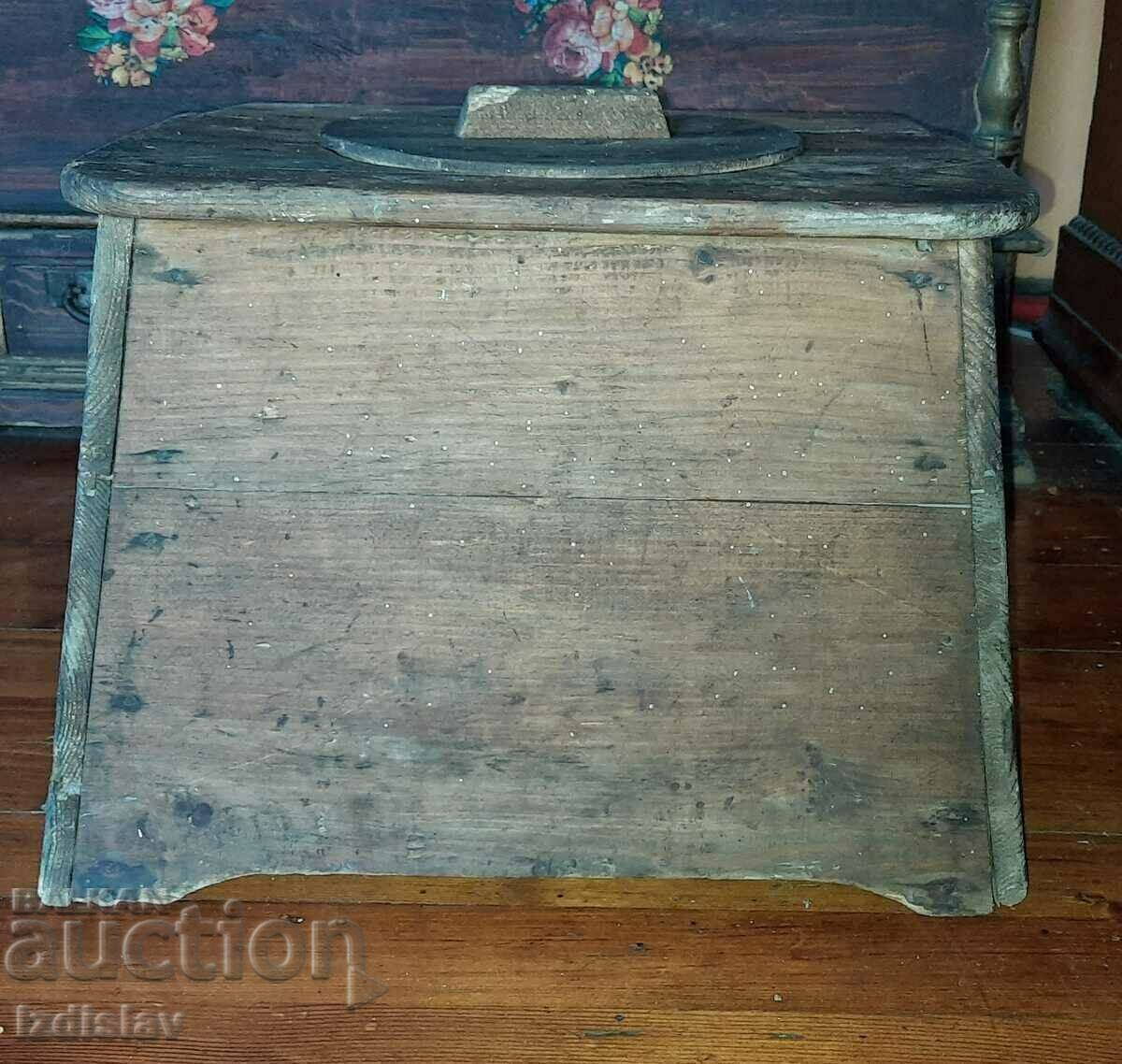 Delivery of Authentic wooden toilet 19th century Delivery of Authentic wooden toilet 19th century