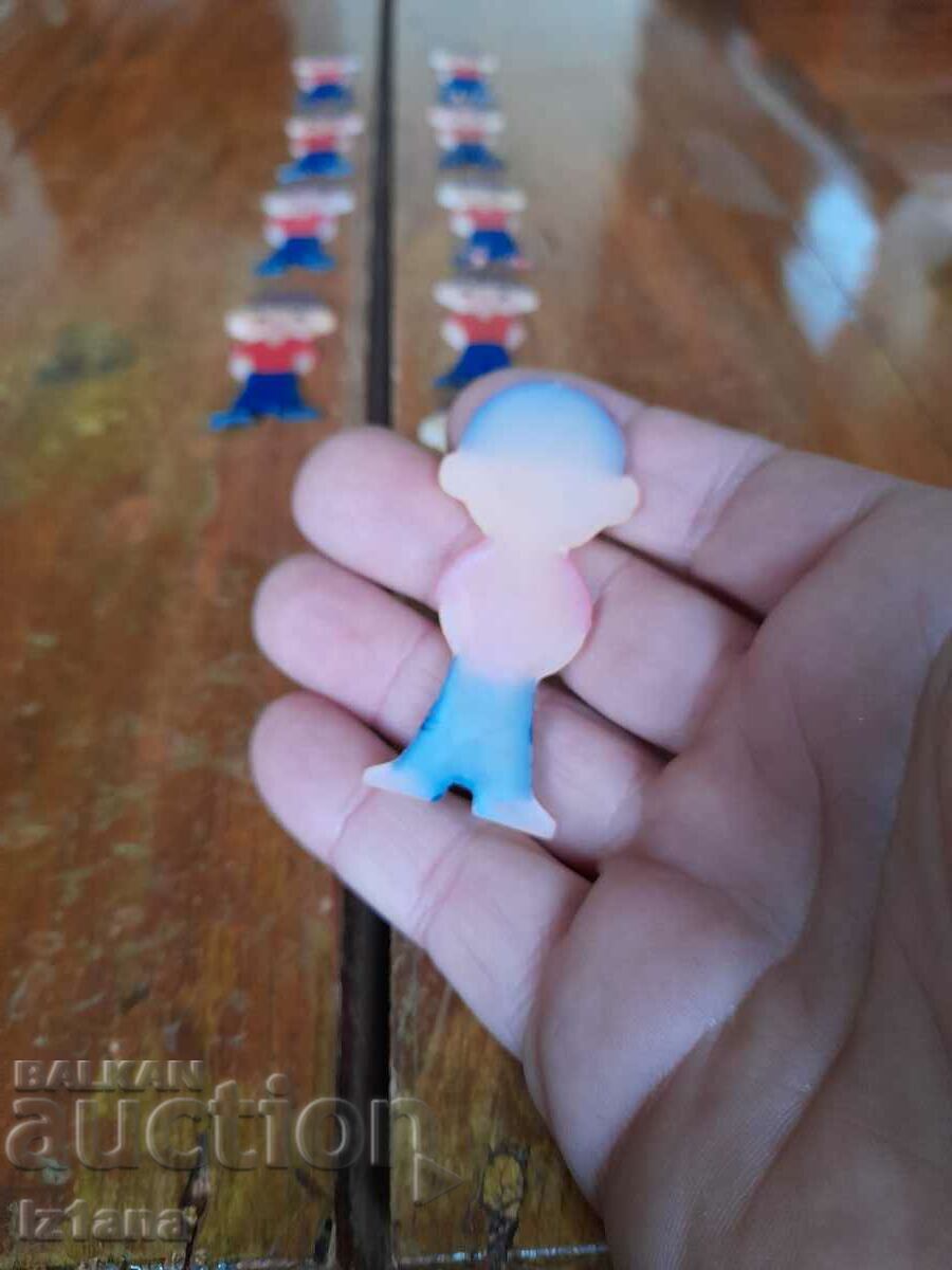 Δημοπρασία Παλιά φιγούρες, Εκπαιδευτικό βοήθημα Δημοπρασία Παλιά φιγούρες, Εκπαιδευτικό βοήθημα