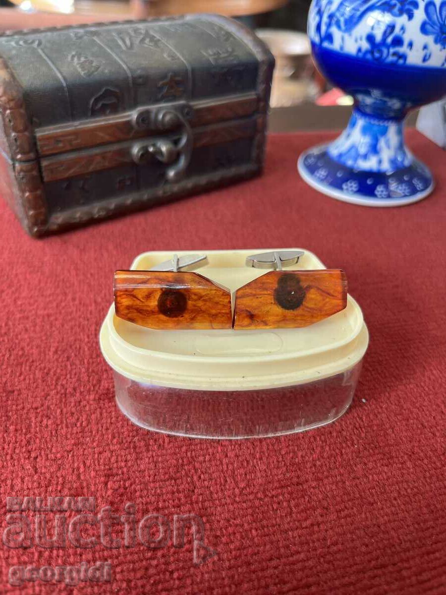 Amber cufflinks / buttonholes. #3343