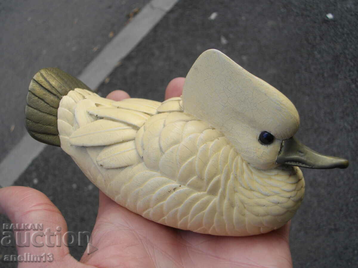 Auction OLD FIGURE BIRD Auction OLD FIGURE BIRD