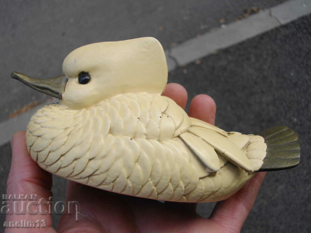 OLD FIGURE BIRD - 6 OLD FIGURE BIRD - 6