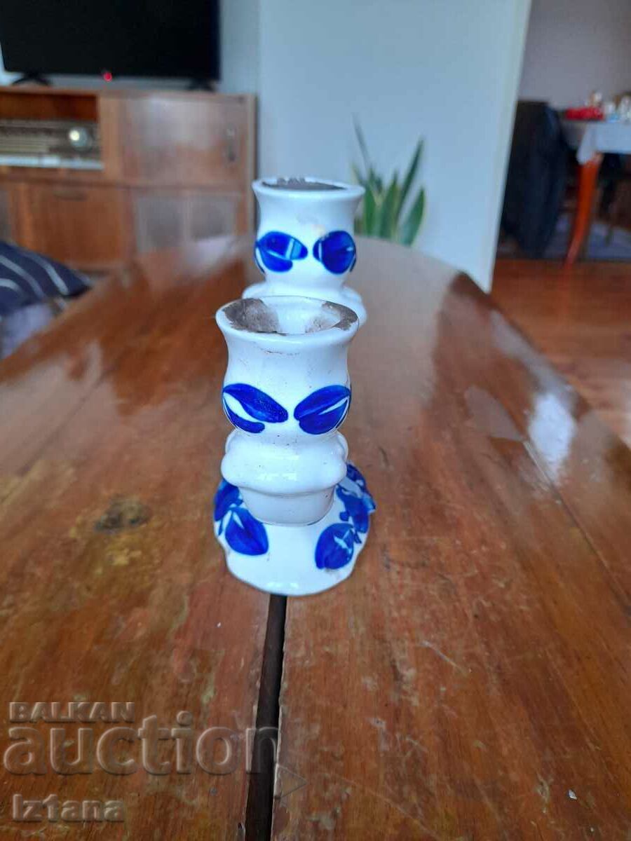 Sfeșnic vechi de porțelan cu preț 90.00 BGN | € 46.02