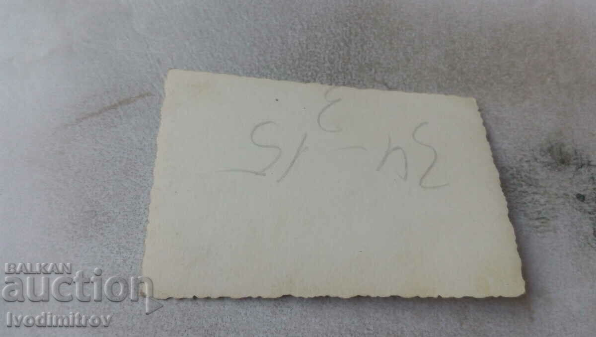 Photo A man and three young girls on a walk with price 1.35 BGN | € 0.69 Photo A man and three young girls on a walk with price 1.35 BGN | € 0.69