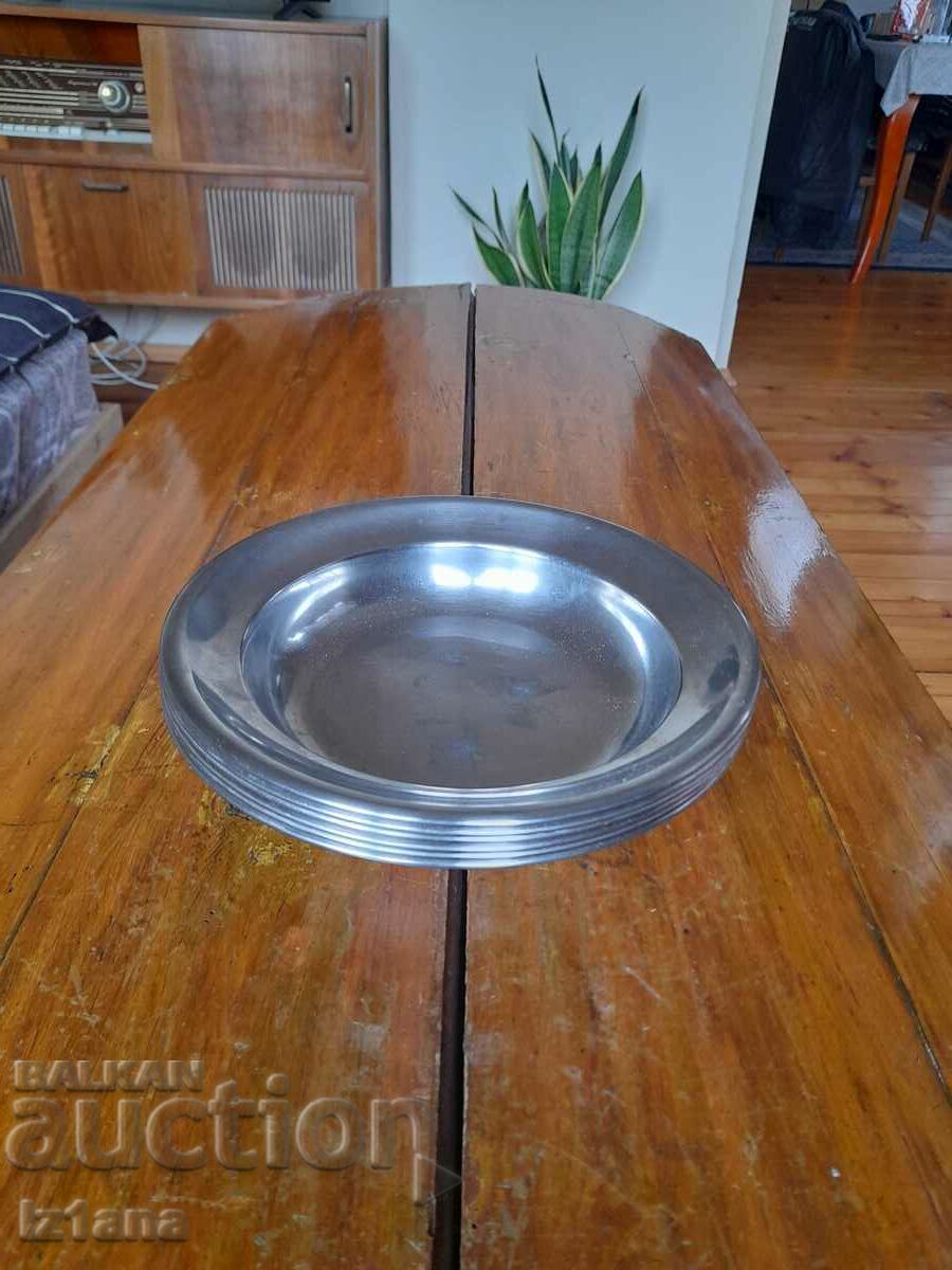 Old stainless plate, bowls, stainless steel