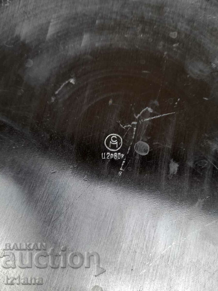 Old aluminum pan - 5 Old aluminum pan - 5