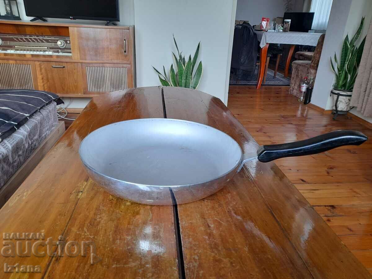 Old aluminum pan Old aluminum pan