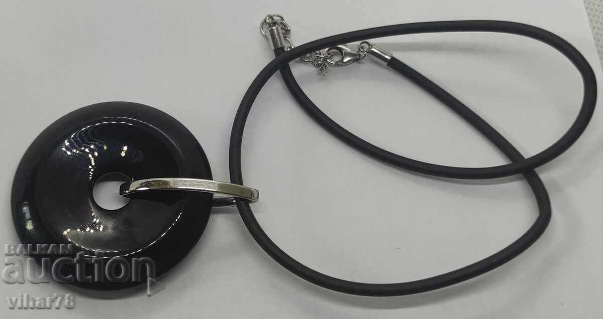 Auction  PENDANT-BACCARAT