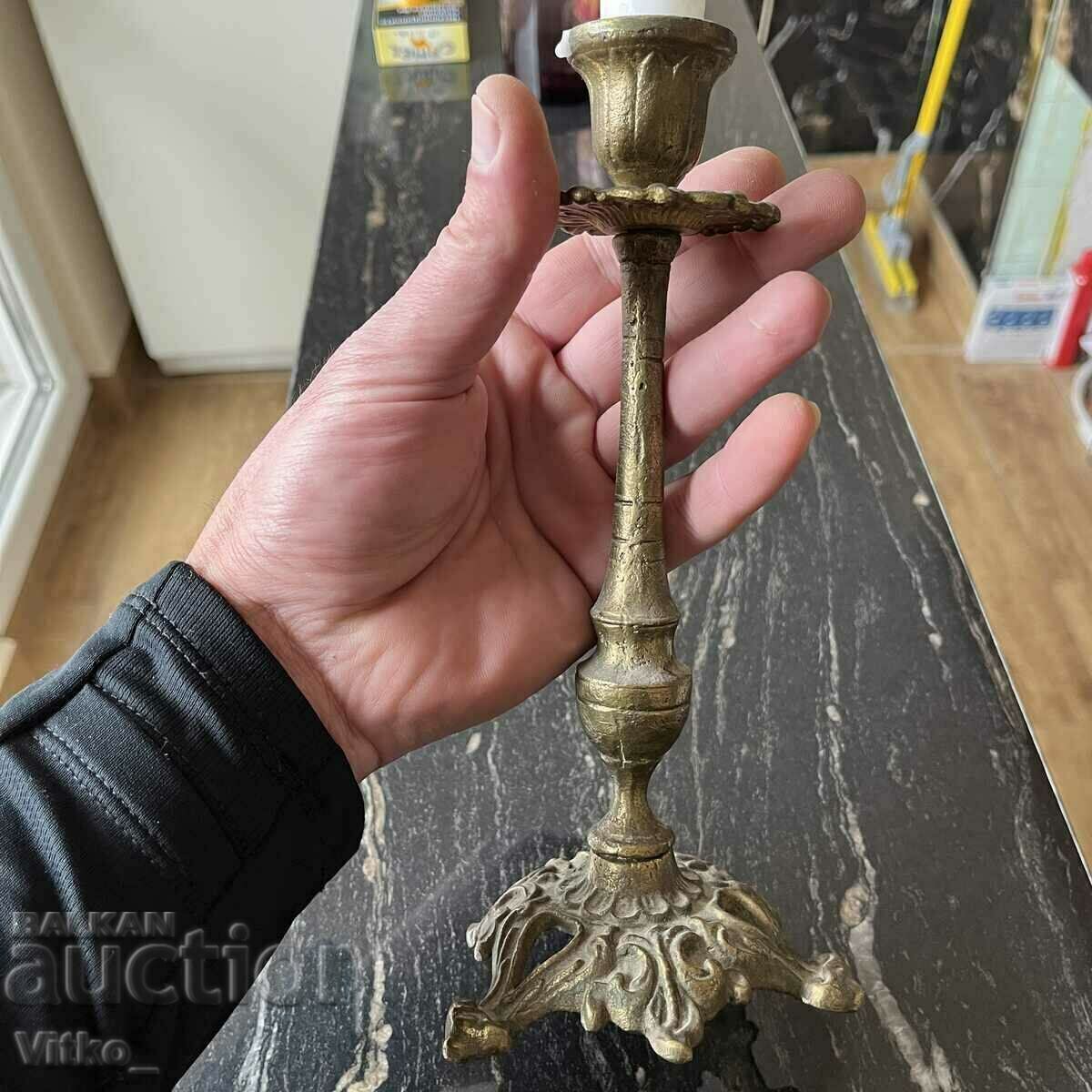 Old bronze candlestick with price 29.00 BGN | € 14.83 Old bronze candlestick with price 29.00 BGN | € 14.83