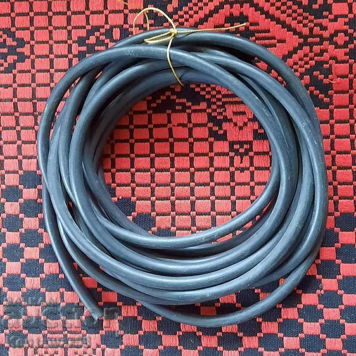 High-voltage cable 4.80 m - new. High-voltage cable 4.80 m - new.