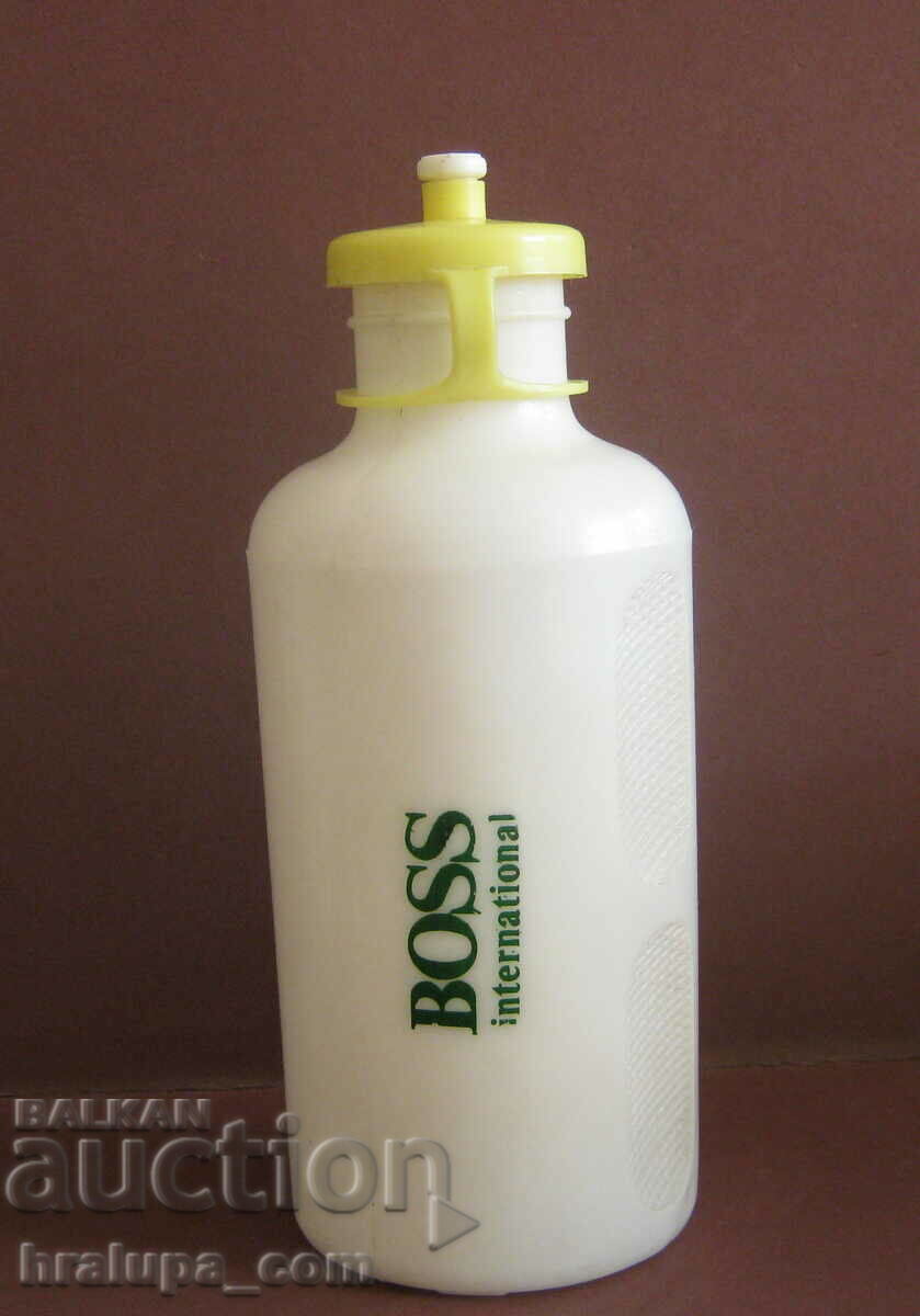 Old Adidas Boss water bottle with price 10.00 BGN | € 5.11 Old Adidas Boss water bottle with price 10.00 BGN | € 5.11